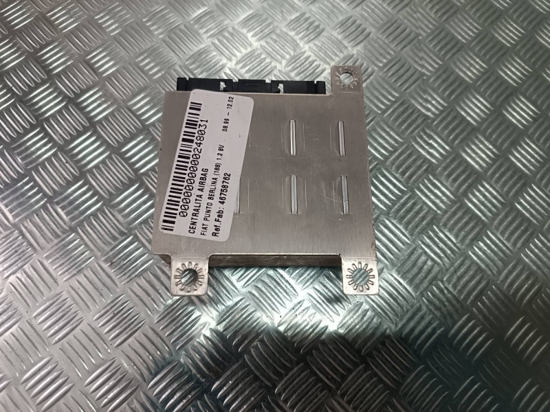 Recambio de centralita airbag para fiat punto berlina (188) 1.2 8v referencia OEM IAM 46758762 331155 TRW