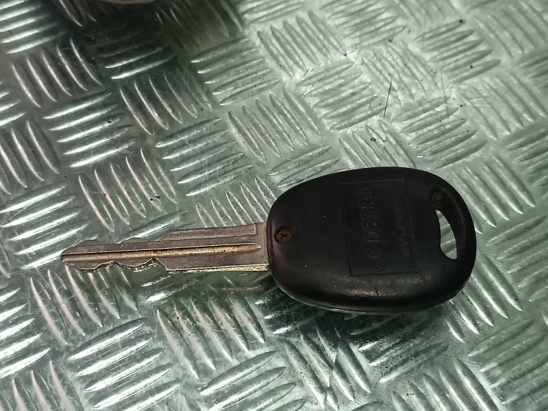 Recambio de conmutador de arranque para chevrolet kalos 1.4 se referencia OEM IAM U100  