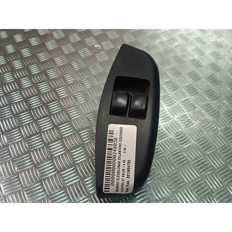 Recambio de mando elevalunas delantero izquierdo para chevrolet kalos 1.4 se referencia OEM IAM 621W04750  CONECTOR 6 PINS