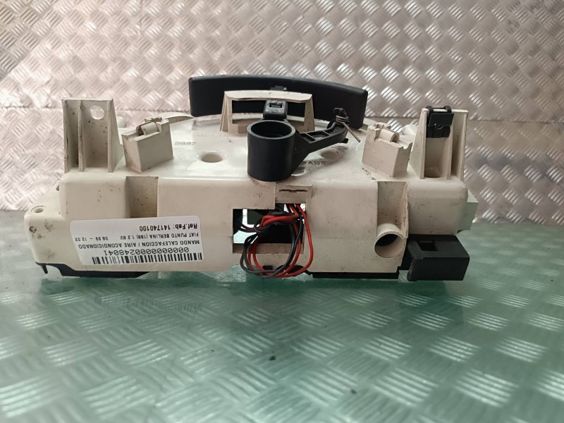 Recambio de mando calefaccion / aire acondicionado para fiat punto berlina (188) 1.2 8v referencia OEM IAM 141740100 B837 