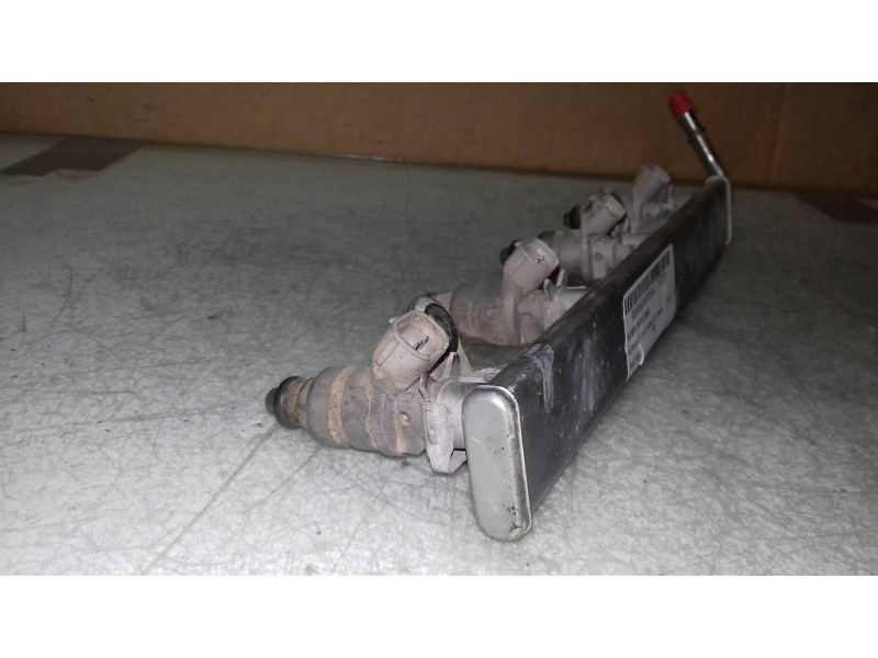 Recambio de rampa inyectora para mitsubishi colt cabrio czc instyle referencia OEM IAM   