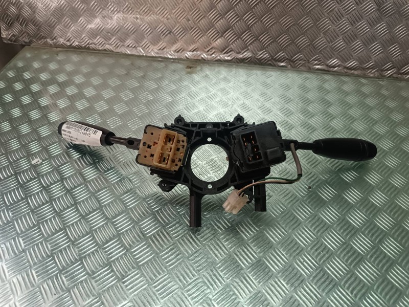 Recambio de mando luces para chevrolet kalos 1.4 se referencia OEM IAM 5C29YJ  