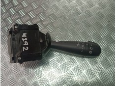 Recambio de mando limpia para dacia duster ambiance 4x2 referencia OEM IAM E1109568  