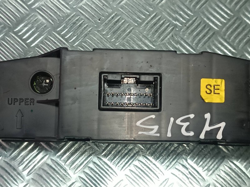 Recambio de pantalla multifuncion para chevrolet kalos 1.4 se referencia OEM IAM   CONECTOR 20 PINES