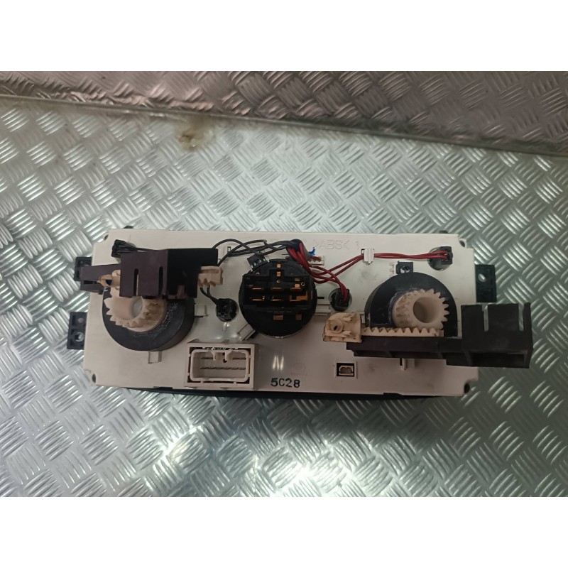 Recambio de mando climatizador para chevrolet kalos 1.4 se referencia OEM IAM 5C28  CONECTOR 10 PINES