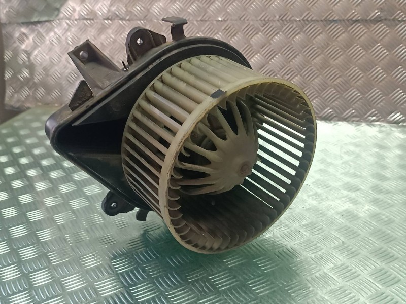 Recambio de ventilador calefaccion para fiat punto berlina (188) 1.2 8v referencia OEM IAM 5A7200000  MAGNETI MARELLI