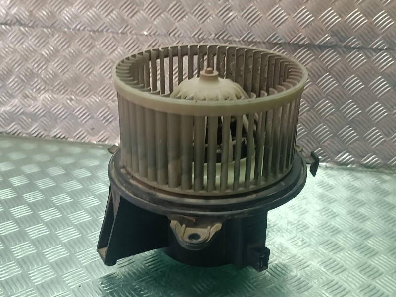 Recambio de ventilador calefaccion para fiat punto berlina (188) 1.2 8v referencia OEM IAM 5A7200000  MAGNETI MARELLI