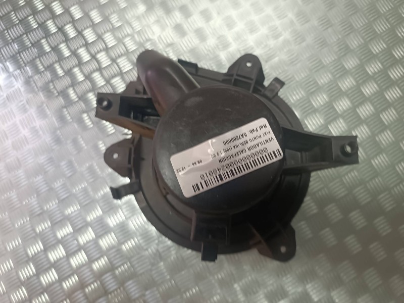 Recambio de ventilador calefaccion para fiat punto berlina (188) 1.2 8v referencia OEM IAM 5A7200000  MAGNETI MARELLI