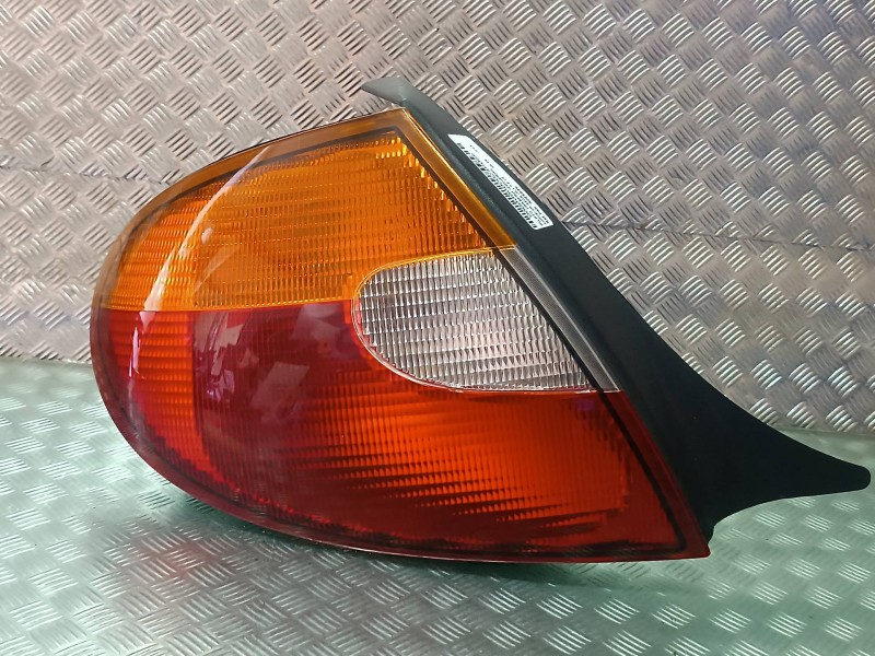 Recambio de piloto trasero izquierdo para chrysler neon (pl) 2.0 le referencia OEM IAM 5288529 5288529AB 