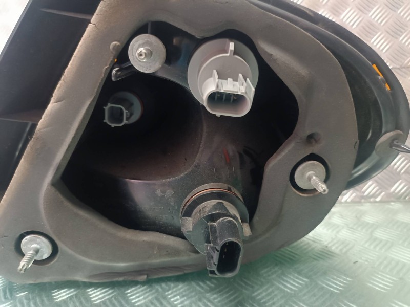 Recambio de piloto trasero izquierdo para chrysler neon (pl) 2.0 le referencia OEM IAM 5288529 5288529AB 