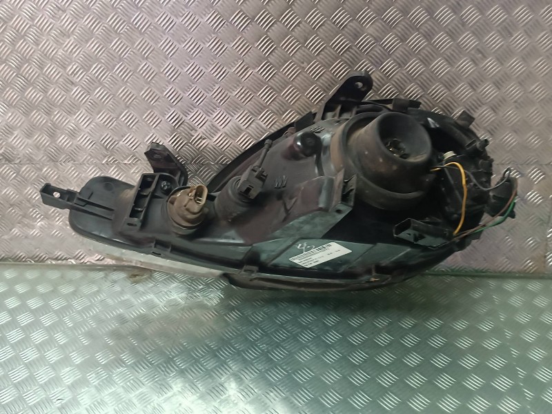 Recambio de faro derecho para chrysler neon (pl) 2.0 le referencia OEM IAM 30987  VALEO