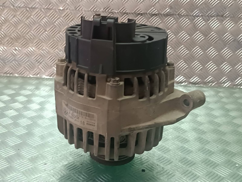 Recambio de alternador para fiat punto berlina (188) 1.2 8v referencia OEM IAM 46542889 DENSO 75A