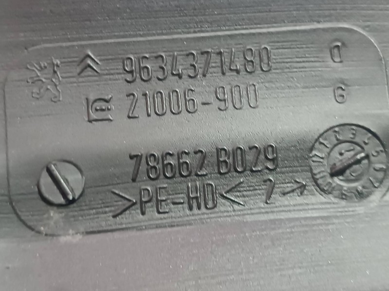 Recambio de deposito limpia para peugeot 307 (s1) xr referencia OEM IAM 9634371480 9636710280C 21006900