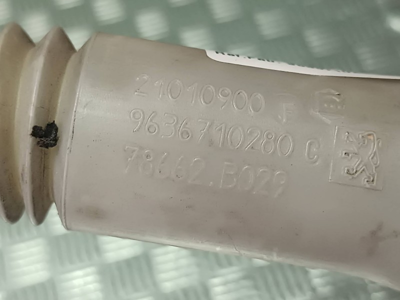 Recambio de deposito limpia para peugeot 307 (s1) xr referencia OEM IAM 9634371480 9636710280C 21006900