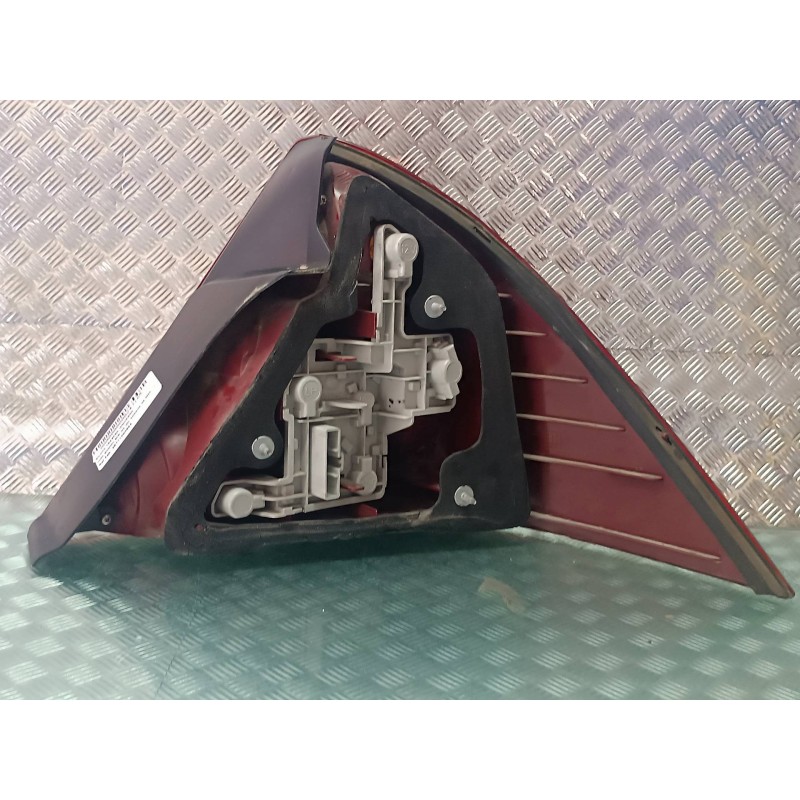 Recambio de piloto trasero izquierdo para ford mondeo berlina (ge) ambiente (06.2003) (d) referencia OEM IAM 3S7113N099A  