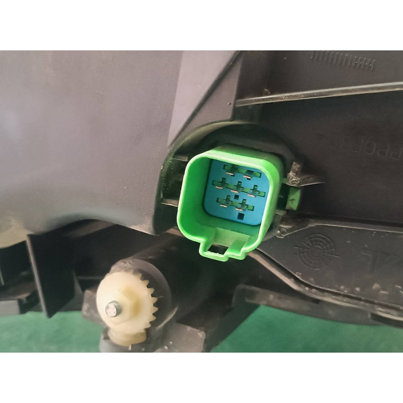 Recambio de faro derecho para ford mondeo berlina (ge) ambiente (06.2003) (d) referencia OEM IAM 1S7113005AL 0301174202 