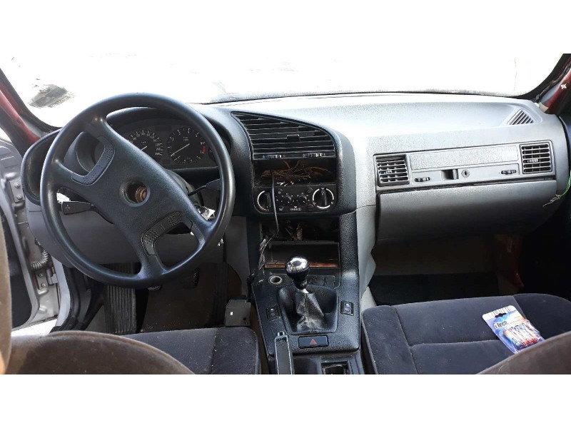 bmw serie 3 berlina (e36) del año 1991