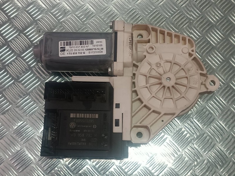 Recambio de motor elevalunas delantero derecho para seat altea (5p1) arena referencia OEM IAM 1T0959702G 5P0837402N 1K0959792M