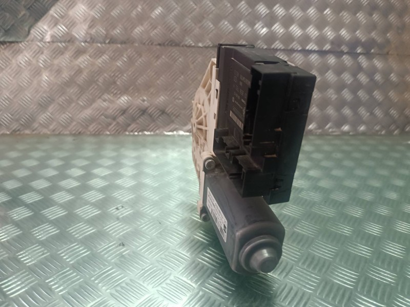 Recambio de motor elevalunas delantero derecho para seat altea (5p1) arena referencia OEM IAM 1T0959702G 5P0837402N 1K0959792M