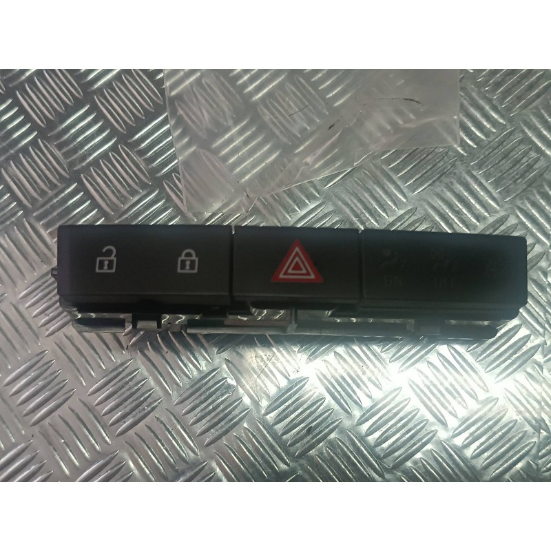 Recambio de warning para opel astra j sports tourer sport referencia OEM IAM 13285122  CONECTOR 10 PINES