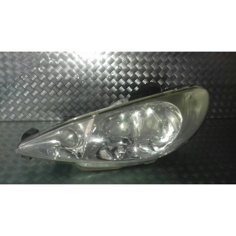 Recambio de faro izquierdo para peugeot 206 berlina xs clim referencia OEM IAM 9628666880  