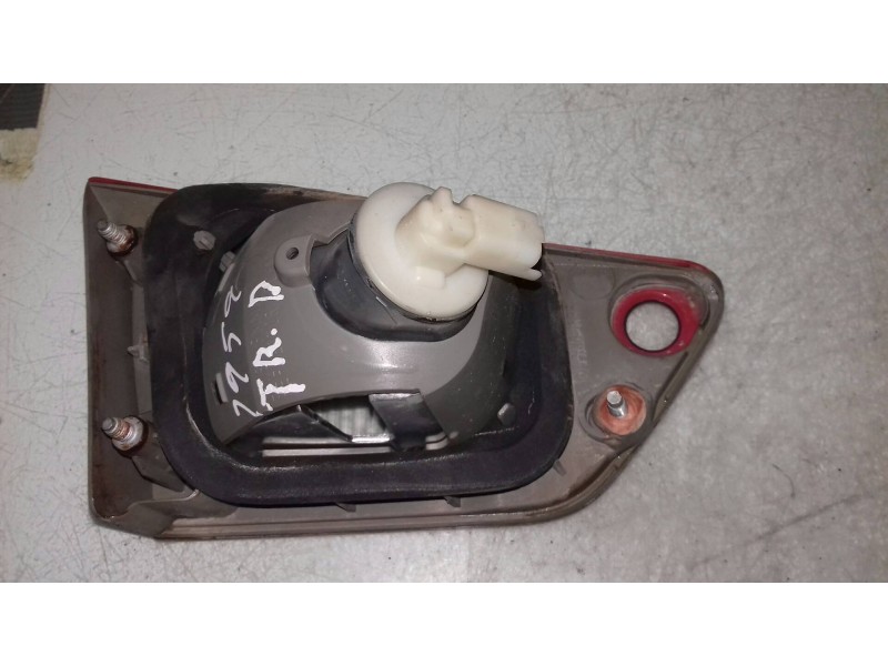 Recambio de piloto trasero derecho interior para mitsubishi colt cabrio czc instyle referencia OEM IAM   INT - MALE