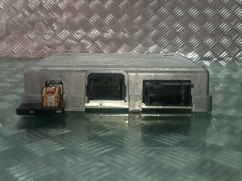 Recambio de modulo electronico para opel astra j sports tourer sport referencia OEM IAM 13353284 EC117 