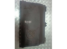 Recambio de caja reles / fusibles para opel astra j sports tourer sport referencia OEM IAM C11000139   2