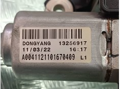 Recambio de motor limpia trasero para opel astra j sports tourer sport referencia OEM IAM 13256917 20110304 CONECTOR 3 PINES 2