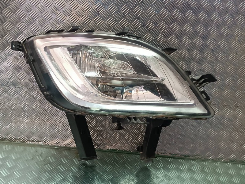 Recambio de faro antiniebla derecho para opel astra j sports tourer sport referencia OEM IAM 13293619 662588537R 