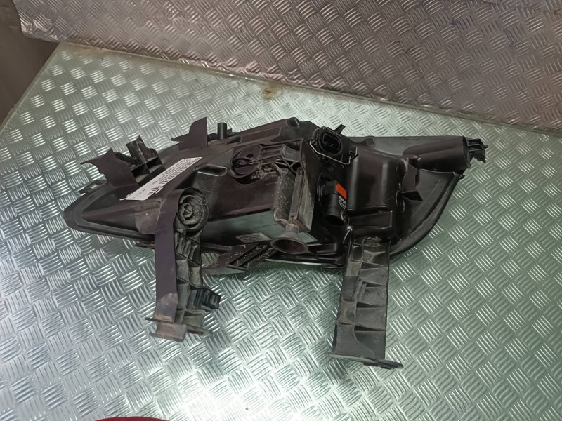 Recambio de faro antiniebla derecho para opel astra j sports tourer sport referencia OEM IAM 13293619 662588537R 
