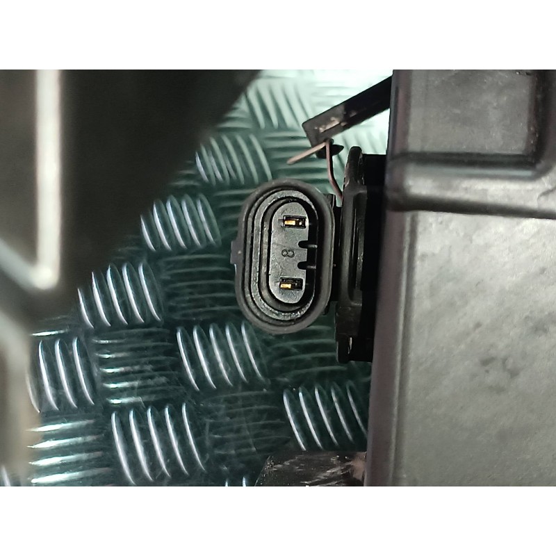 Recambio de faro antiniebla derecho para opel astra j sports tourer sport referencia OEM IAM 13293619 662588537R 