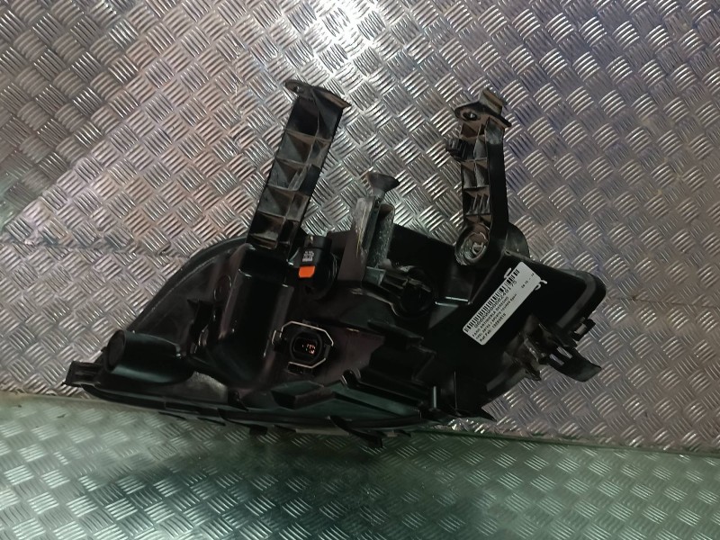 Recambio de faro antiniebla derecho para opel astra j sports tourer sport referencia OEM IAM 13293619 662588537R 