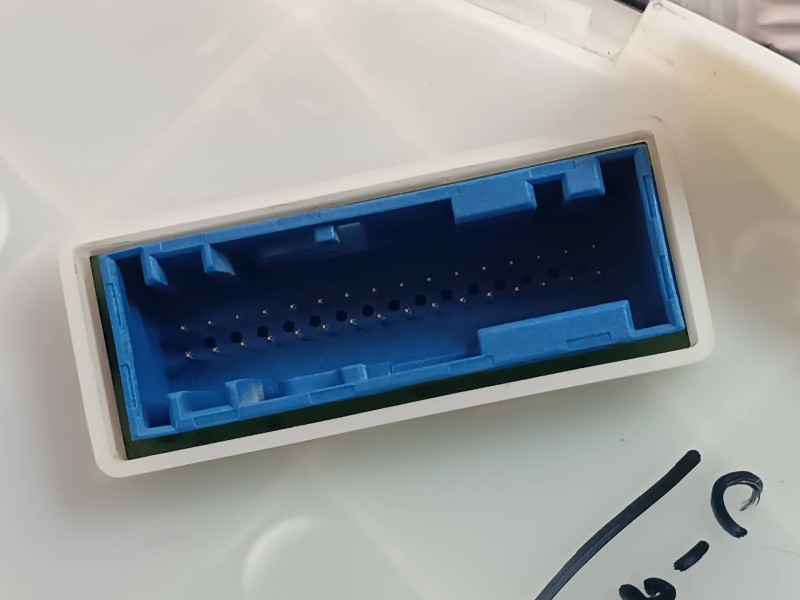 Recambio de cuadro instrumentos para opel astra j sports tourer sport referencia OEM IAM 769166750U  