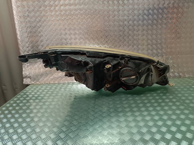 Recambio de faro izquierdo para opel astra j sports tourer sport referencia OEM IAM 1EG01001101 13253646LH GM