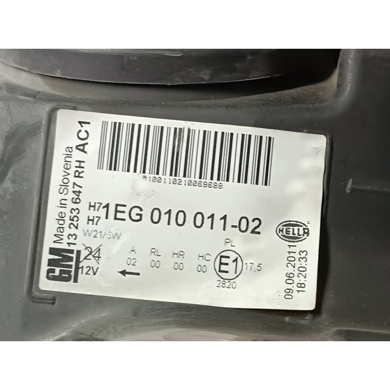 Recambio de faro derecho para opel astra j sports tourer sport referencia OEM IAM 1EG01001102 13253647RH GM