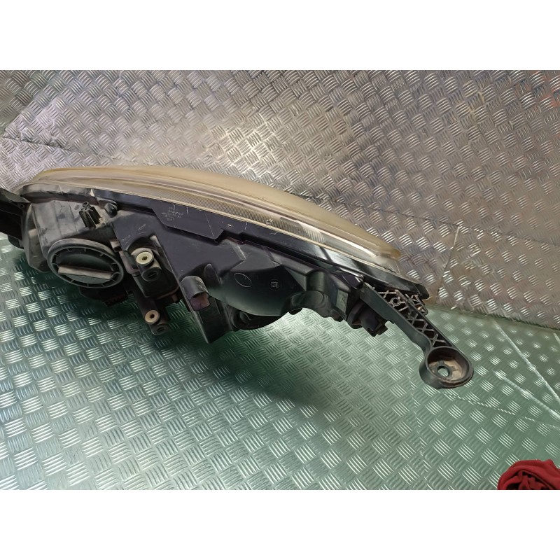 Recambio de faro derecho para opel astra j sports tourer sport referencia OEM IAM 1EG01001102 13253647RH GM