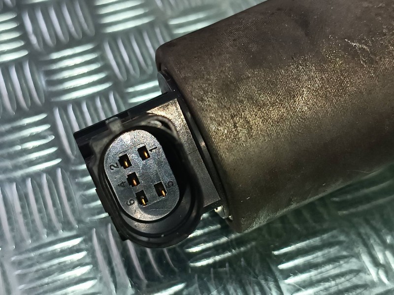 Recambio de valvula egr para renault scenic ii confort authentique referencia OEM IAM 945102B000 04T054 PIERBURG