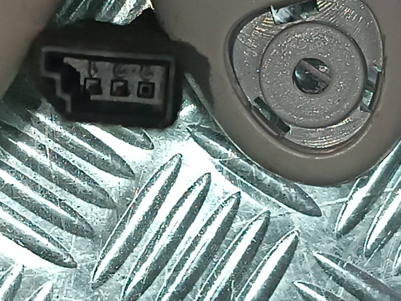 Recambio de parasol izquierdo para bmw mini (r50,r53) cooper referencia OEM IAM  CONECTOR 2 PINES CON LUZ