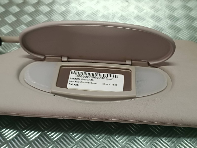 Recambio de parasol izquierdo para bmw mini (r50,r53) cooper referencia OEM IAM  CONECTOR 2 PINES CON LUZ