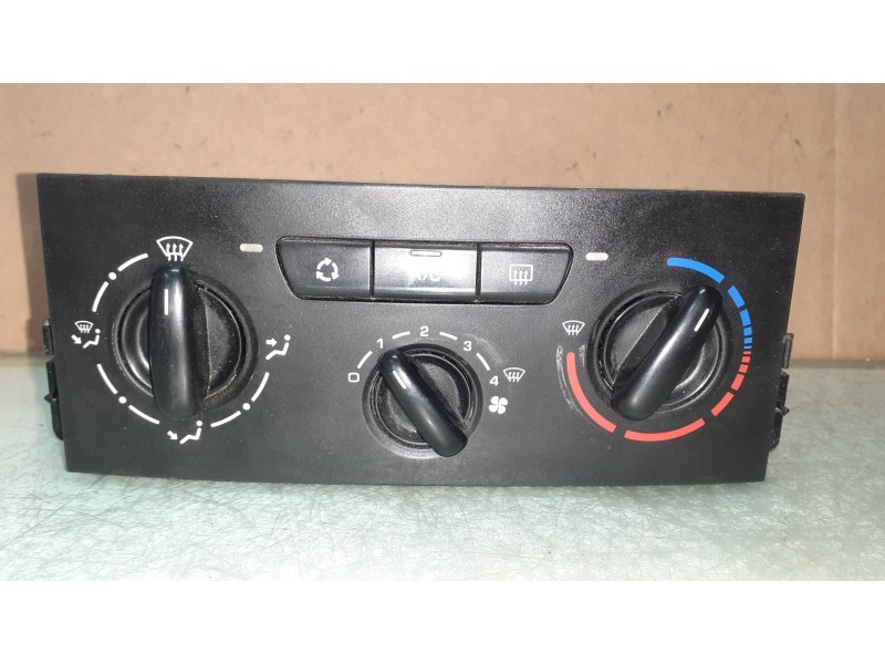 Recambio de mando calefaccion / aire acondicionado para peugeot 207 confort referencia OEM IAM N102080F 69910004 69917002