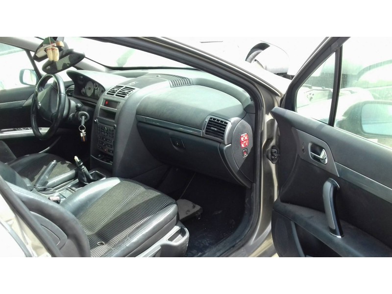 peugeot 407 del año 2004