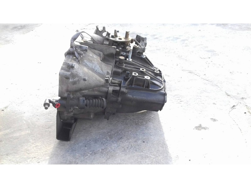 Recambio de caja cambios para peugeot 407 st sport referencia OEM IAM 20MB02  