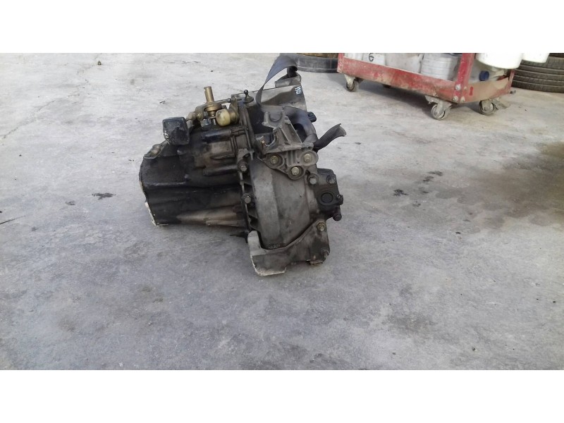 Recambio de caja cambios para peugeot 407 st sport referencia OEM IAM 20MB02  