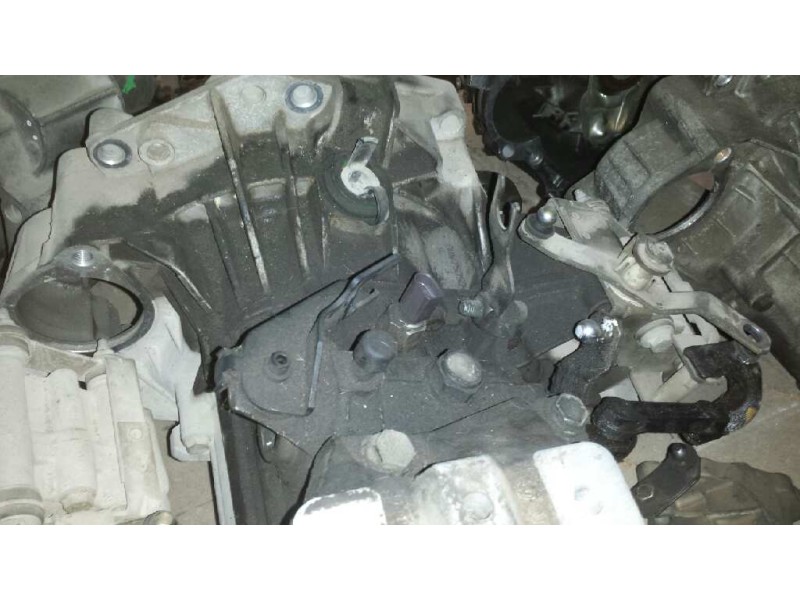 Recambio de caja cambios para seat leon (1m1) stella referencia OEM IAM DUW  5 VELOCIDADES
