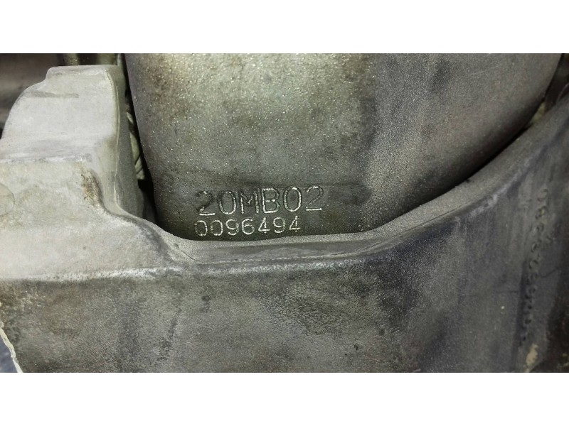 Recambio de caja cambios para peugeot 407 st sport referencia OEM IAM 20MB02  