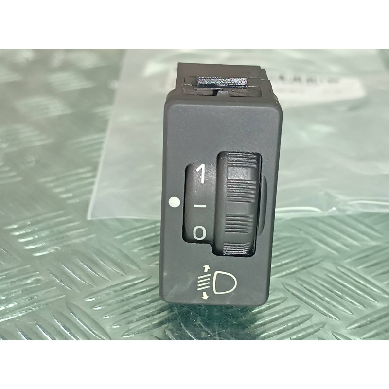 Recambio de interruptor para citroen xsara picasso 1.6 hdi 90 x referencia OEM IAM  CONECTOR 5 PINES REGULADOR LUZ