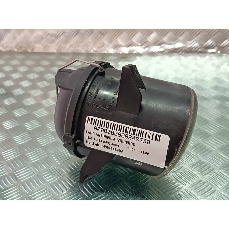 Recambio de faro antiniebla izquierdo para seat altea (5p1) arena referencia OEM IAM 5P0941699A 5P0941601 CONECTOR 2 PINES