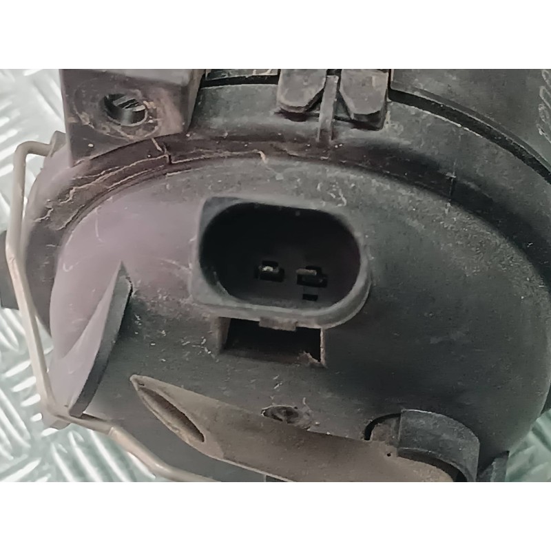 Recambio de faro antiniebla izquierdo para seat altea (5p1) arena referencia OEM IAM 5P0941699A 5P0941601 CONECTOR 2 PINES