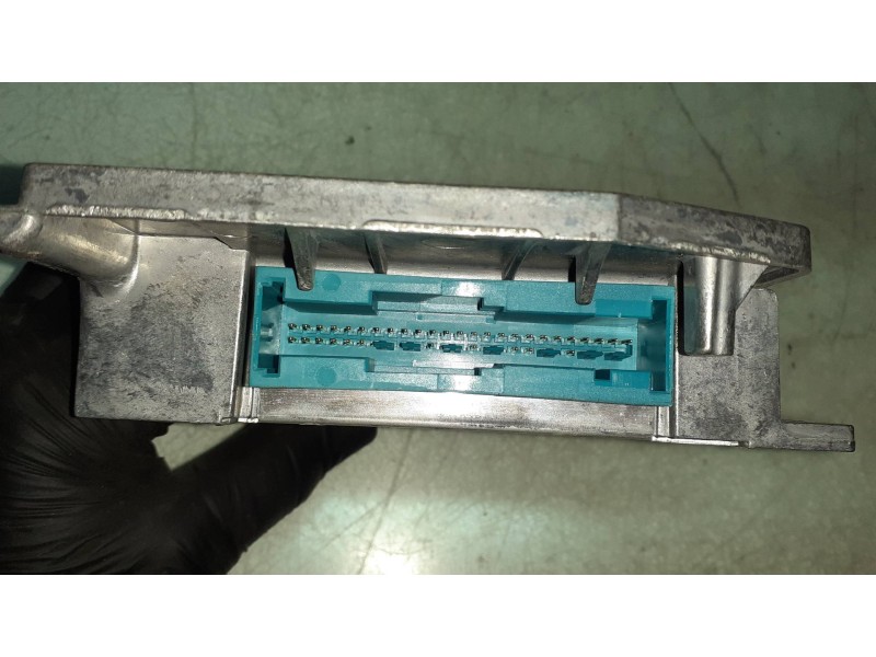Recambio de centralita airbag para opel meriva cosmo referencia OEM IAM 13203620  327963935